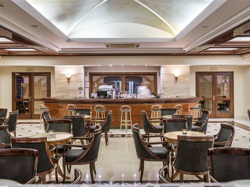Mitsis Grand Hotel Rhodes City Exterior photo The bar at the hotel