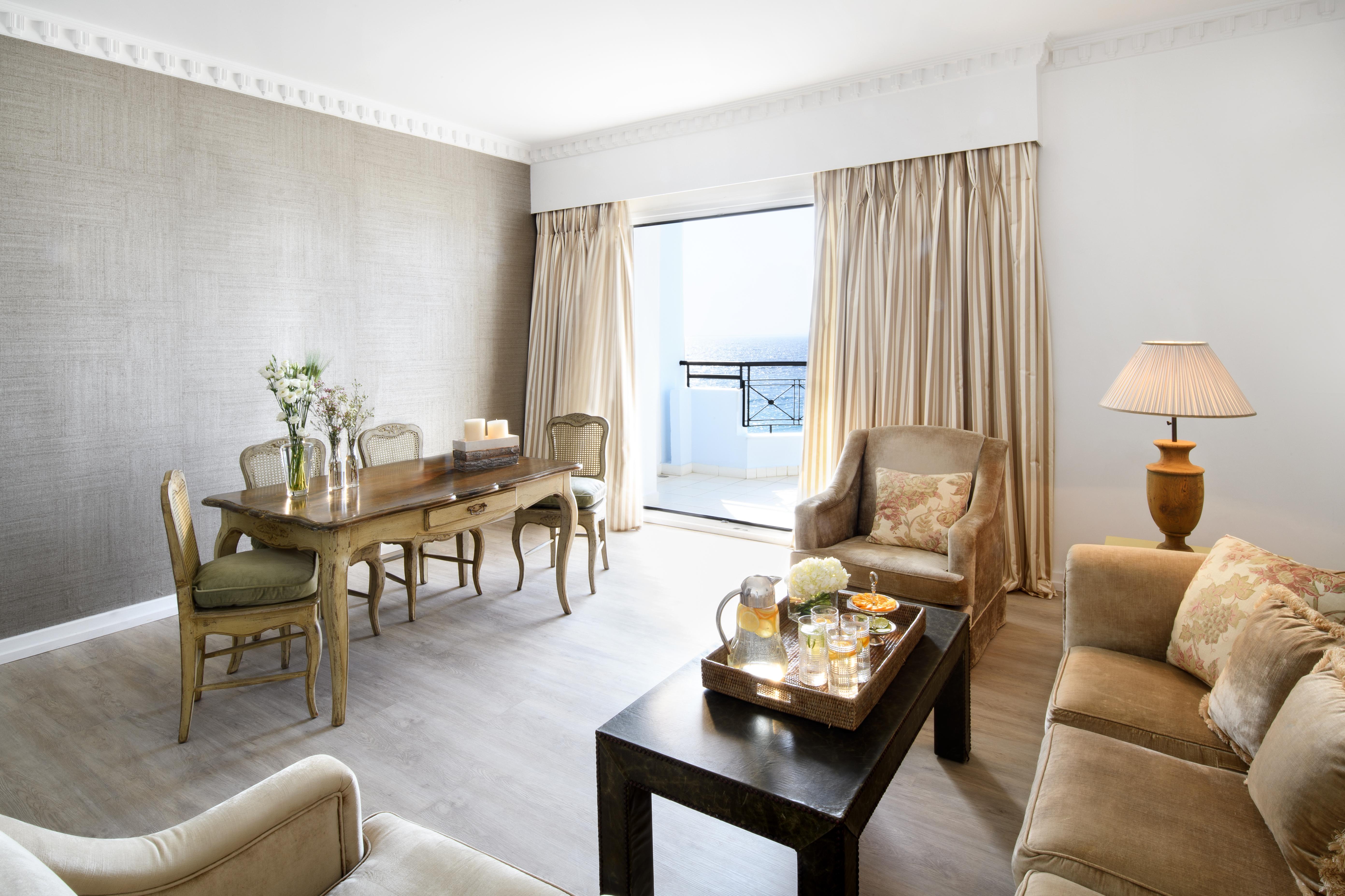 Mitsis Grand Hotel Rhodes City Exterior photo A suite at the hotel