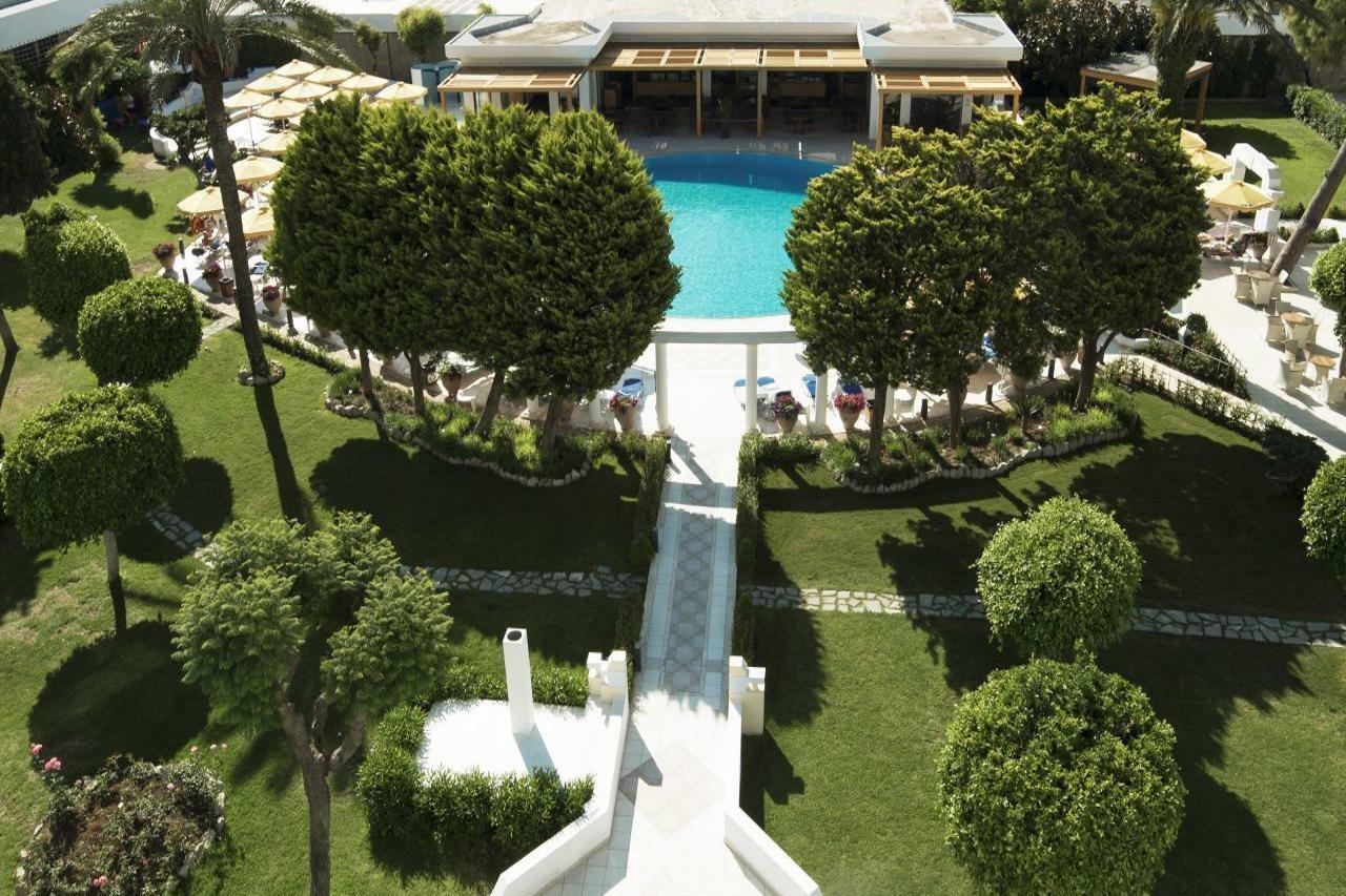 Mitsis Grand Hotel Rhodes City Exterior photo The resort's pool