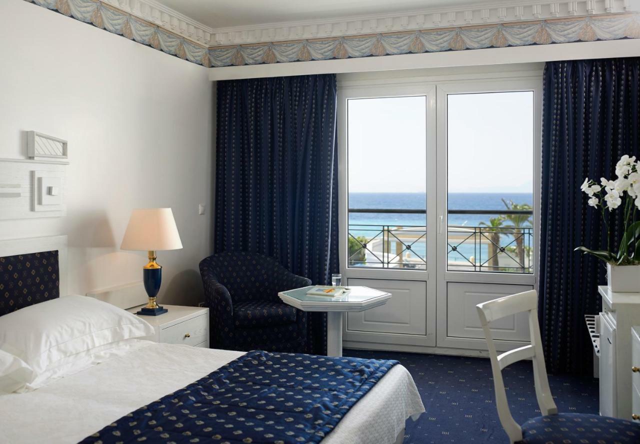 Mitsis Grand Hotel Rhodes City Exterior photo A room at the hotel